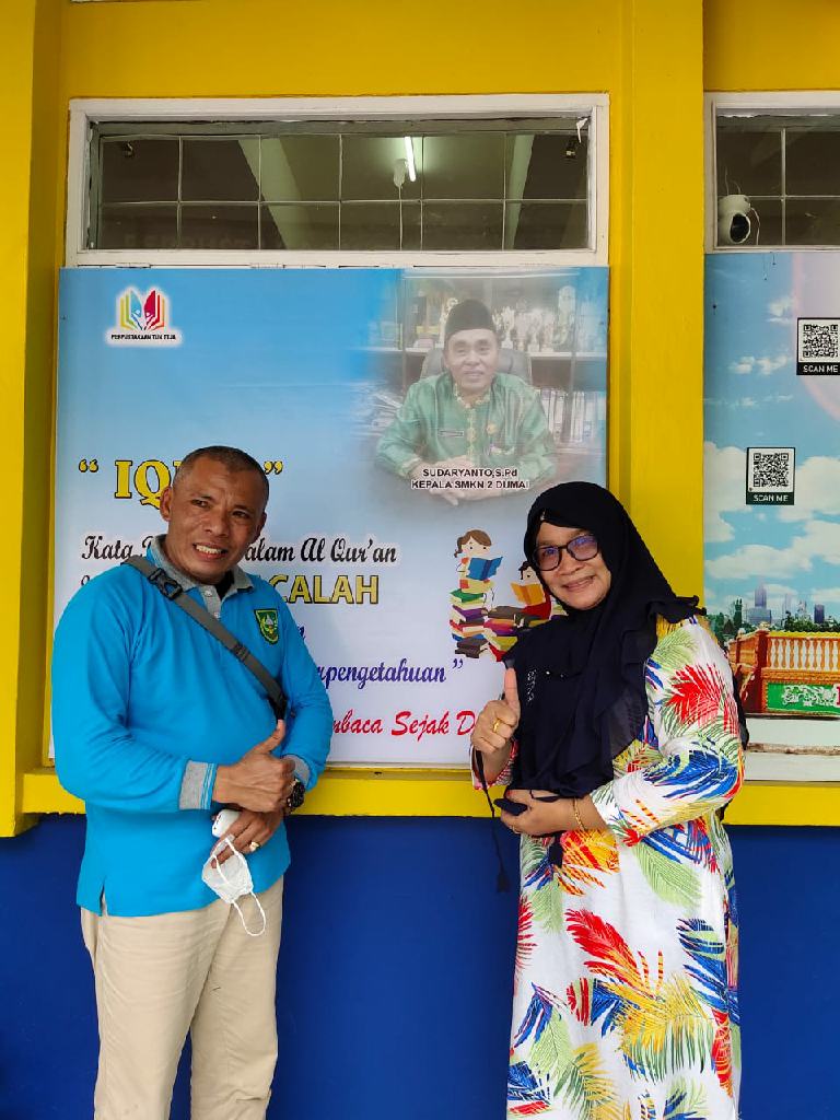 Kunjungi Pustaka SMKN 2 Dumai, Kadisdik Provinsi Riau Beri Motivasi dan Semangat