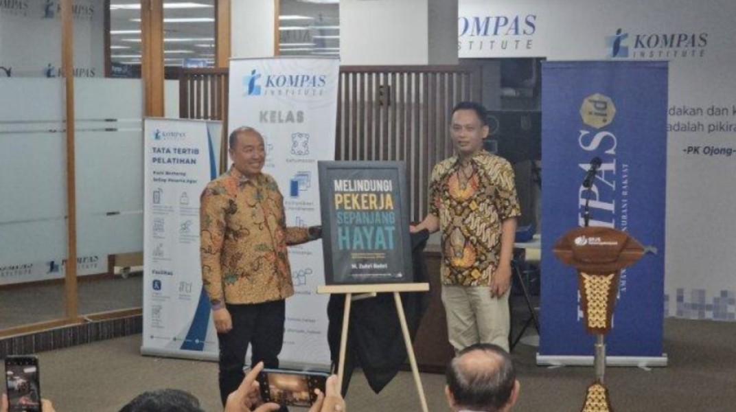 Ketua Dewas BPJS Ketenagakerjaan Luncurkan Buku Berjudul 