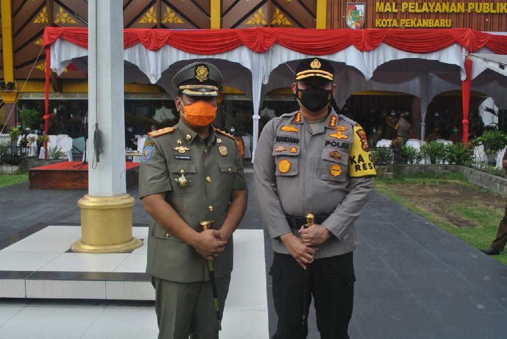 Kapolresta Hadiri Sertijab Kepala Satpol PP Kota Pekanbaru Defenitif