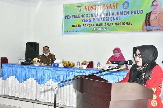 Diikuti 120 Bunda PAUD, Muslimawati Catur Buka Sosialisasi Manajemen PAUD Profesional