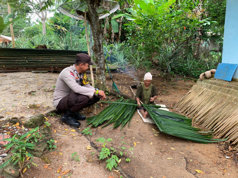 Brigadir Ozzy Agus Syaputra Ajak Polisi Ciptakan Lingkungan Harmonis Bersama Warga
