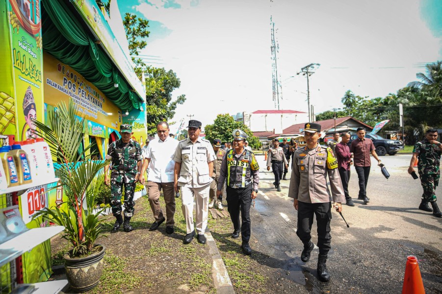 Bupati Kuansing Imbau Pemudik Istirahat  Di Poskotis  Lebaran