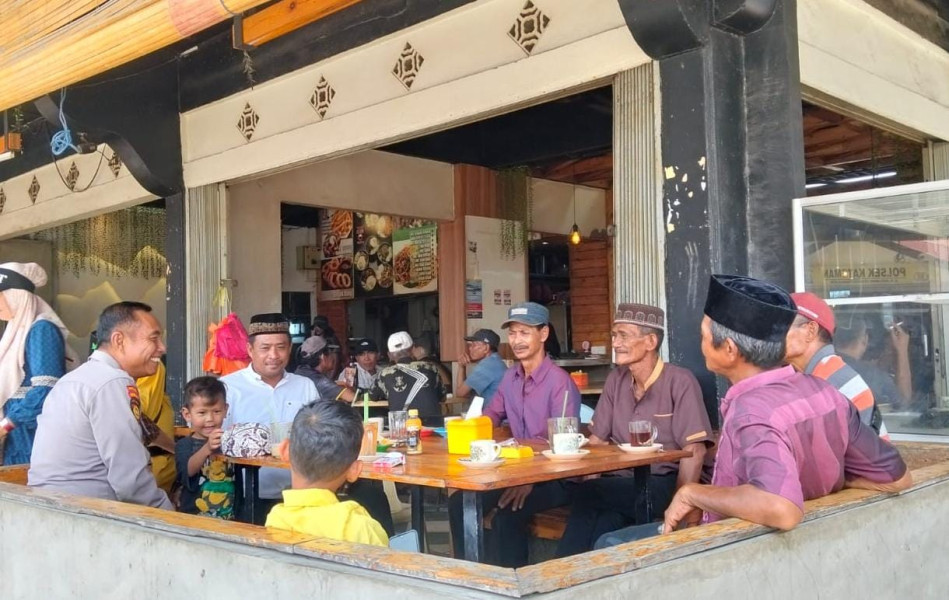 Kapolsek Kateman Gelar Program Cooling System untuk Ciptakan Situasi Kondusif Jelang Pilkada Serentak 2024