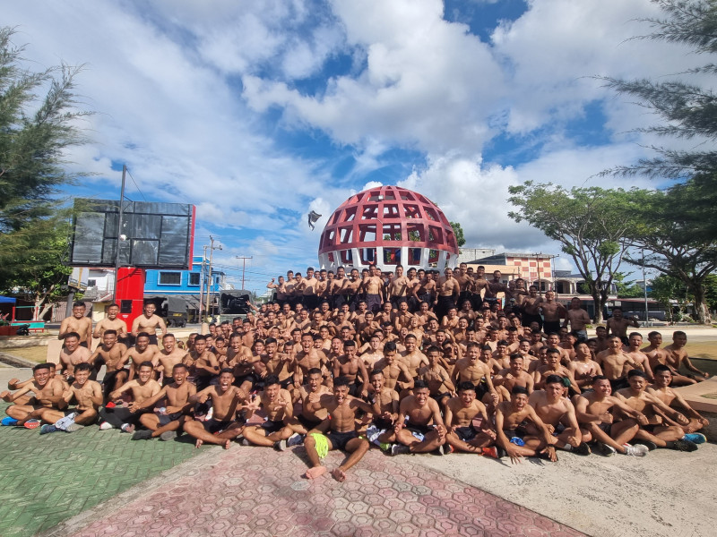 Jaga Kebugaran, Batalyon Komposit 1/GP Lari 10 Kilo Meter