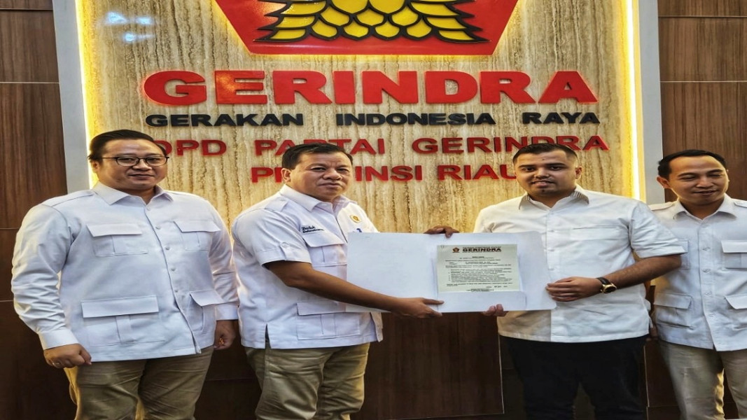 Terima surat Tugas Sebagai Calon Bupati Kuansing Dari Gerindra, Suhardiman Siap Tancap Gass