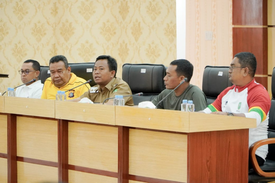 Setelah Kelapangan dengan Masyarakat, Plt Bupati Rohil Kembali Pimpin Rapat Kedua Evaluasi Banjir