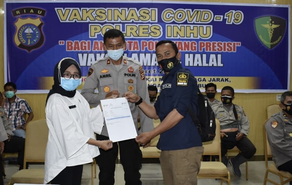 Hari Ini, Ratusan Personel Polres Inhu Divaksinasi Covid-19