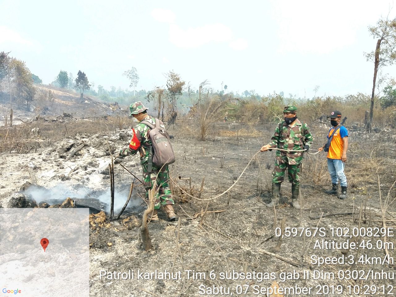 Padamkan Api di Pauranap Dantim 06 Himbau jangan mengolah lahan dengan cara membakar