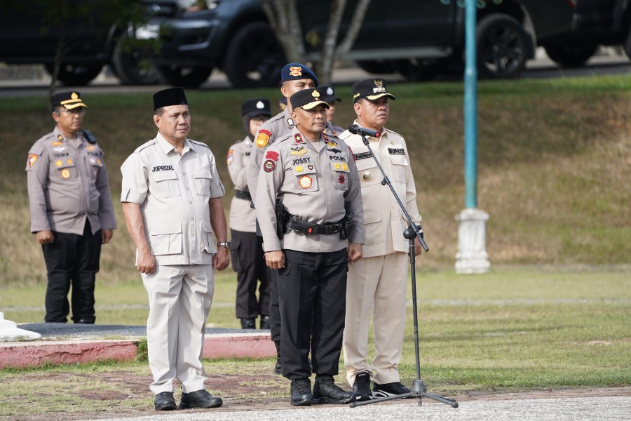 Wakapolda Riau Pimpin Apel Penyambutan Personil BKO Polda Riau Operasi Tepian Narosa Lancang Kuning 2025 Di Kuansing