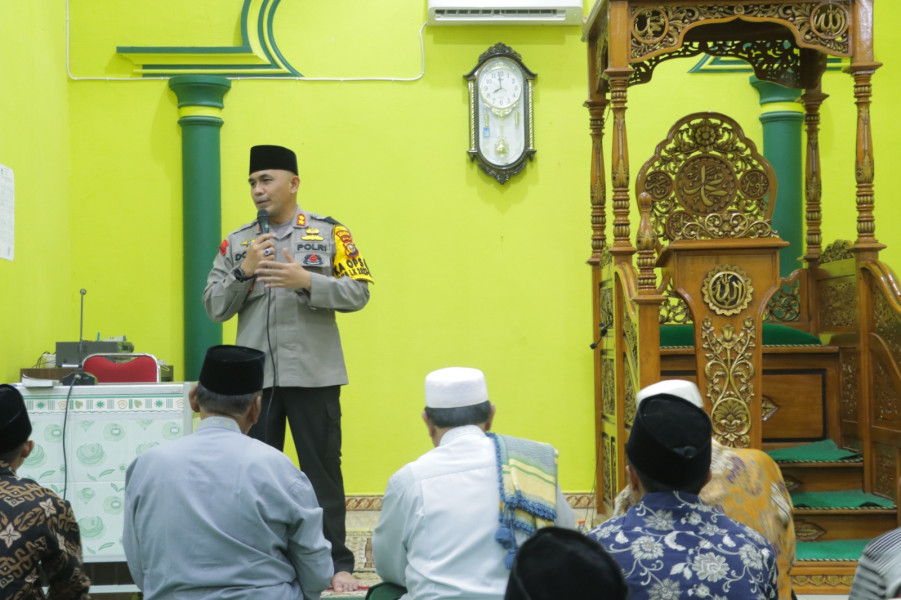 Ops Tertib Ramadhan LK 2024, Kapolres Inhu Tarawih Keliling