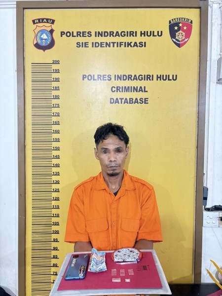 Pria Pengangguran Asal Desa Japura Lirik Diringkus Satresnarkoba Polres Inhu, Dua Paket Sabu Diamankan