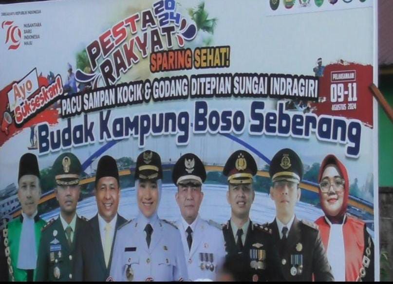 Pacu Sampan Kocik dan Godang di Tepian Sungai Indragiri Rengat Berlangsung Meriah