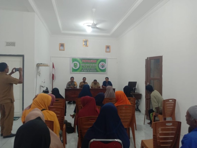 Dukung Ekonomi Warga, Desa Pasir Kemilu Salurkan BLT Dana Desa Oktober 2025