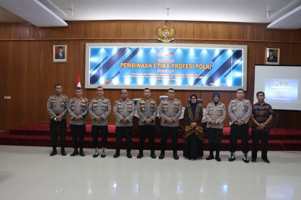 Propam Polda Riau Lakukan Pembinaan Etika Profesi Polri DiPolres Kuansing