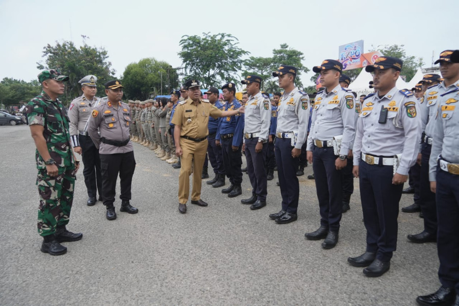 Pimpin Apel Kesiagaan Even Nasional,  Bupati Pemda Titipkan Keamanan Dan Kenyamanan Pacu Jalur DiPundak Pasukan Gabungan
