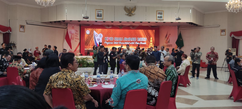 LPPL Radio Swara Lima Luhak menangkan Lomba KPID Riau Award 2023 Kategori Ramah Anak