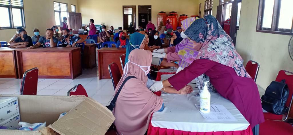 Corona Menurun, Polres Kampar Tetap Gencar Melaksanakan Vaksin di Daerah Sulit