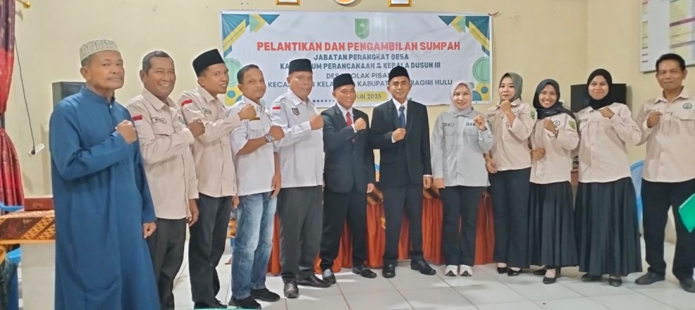 Polak Pisang Resmi Lantik Perangkat Desa Baru, Perkuat Layanan Untuk Masyarakat