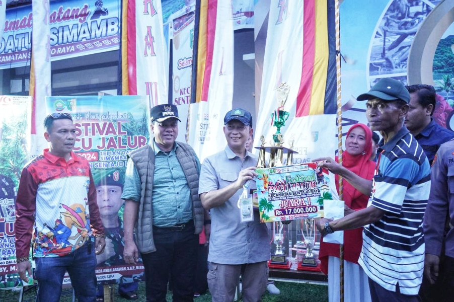 Tutup Pacu Jalur Sentajo Raya, TNI Akan Terus Bergandeng Tangan Bersama Pemerintah