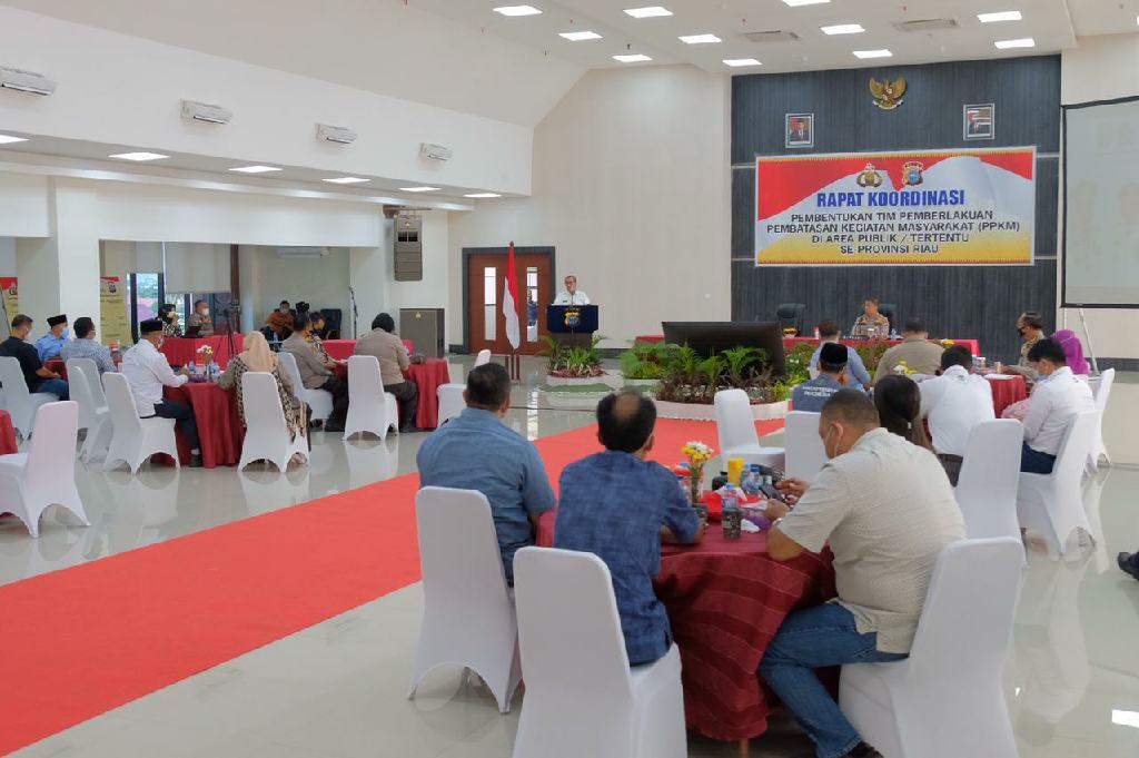 Covid Itu Ada dan Nyata, Kapolda Riau Ajak Aktifkan Posko PPKM Mikro Pada Area Publik Tertentu 