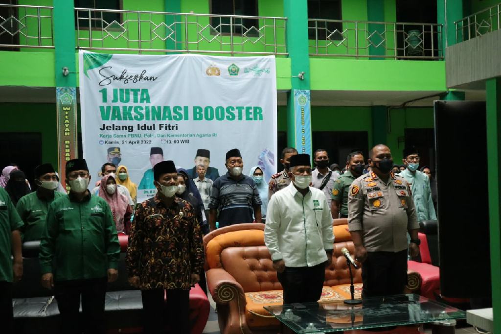 Kapolres Kampar Tinjau 1 Juta Vaksinasi Booster Serentak se-Indonesia di Kantor Kemenag
