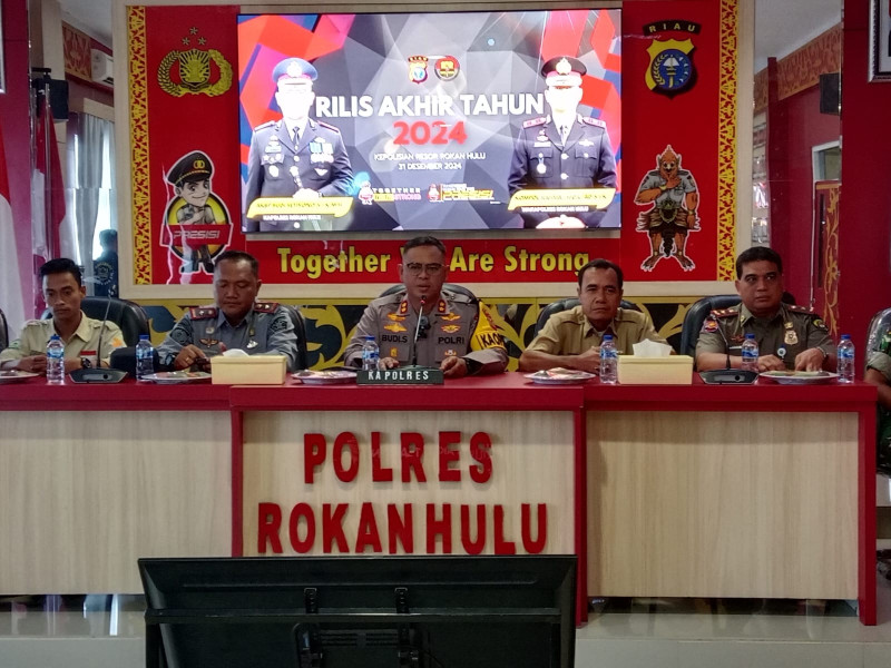 Polres Rohul Paparkan Kinerja Tahun 2024 Dalam Konferensi Pers Akhir Tahun