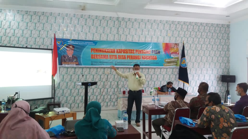 Polres dan BNNK Kuansing Lakukan Bimtek P4GN Terhadap Penggiat Pendidikan