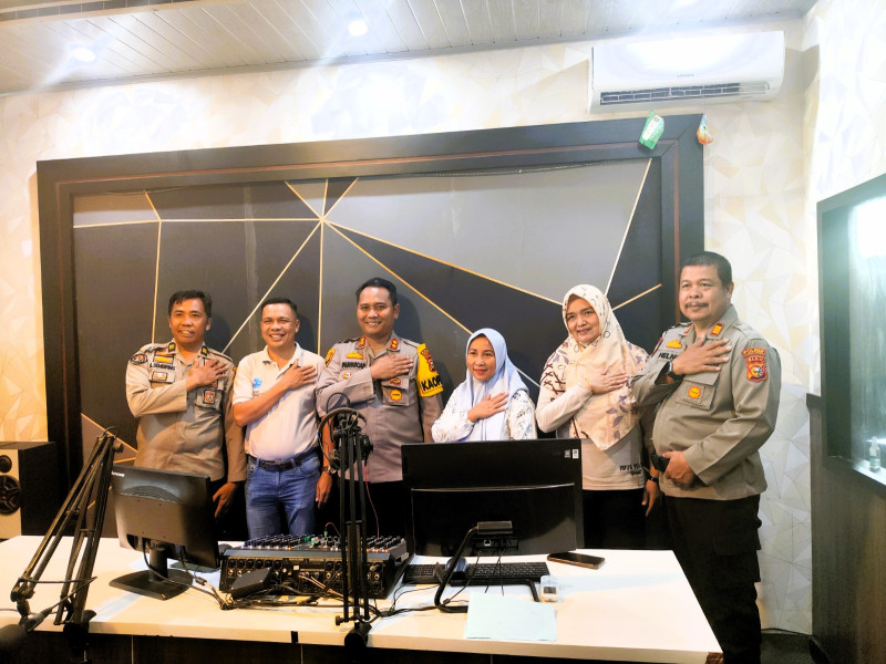 Sosialisasi Pemilu Damai Kapolres Kuansing Sambangi  Radio Kuansing FM