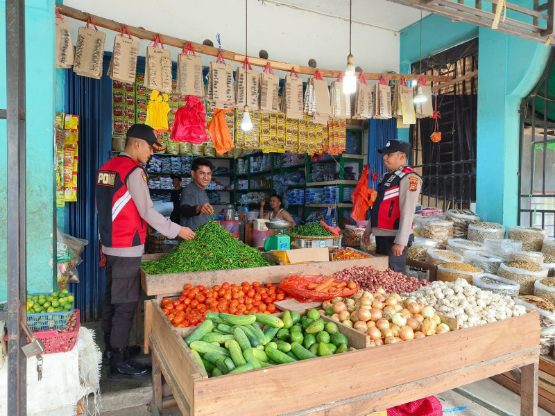 Harga Bahan Pokok di Kateman Stabil Pasca Pilkada, Kapolsek Tegaskan Tidak Ada Spekulasi Harga