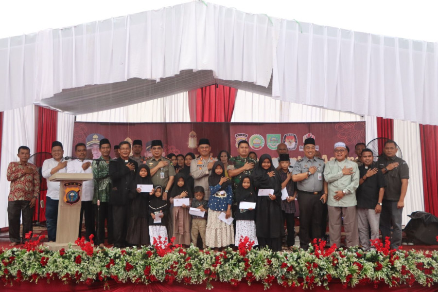 Polres Rohul Gelar Doa Bersama Lintas Agama & Berikan Santunan Untuk Anak Yatim