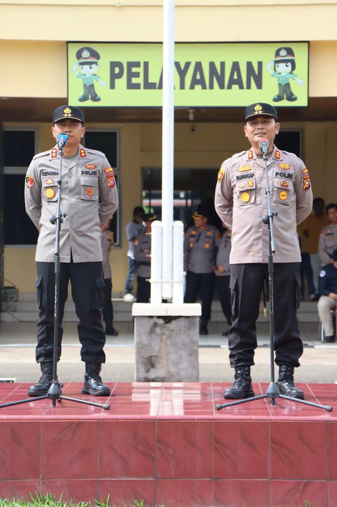 Upacara Farewell And Wellcome Parade Iringi Pisah Sambut Kapolres Kuansing