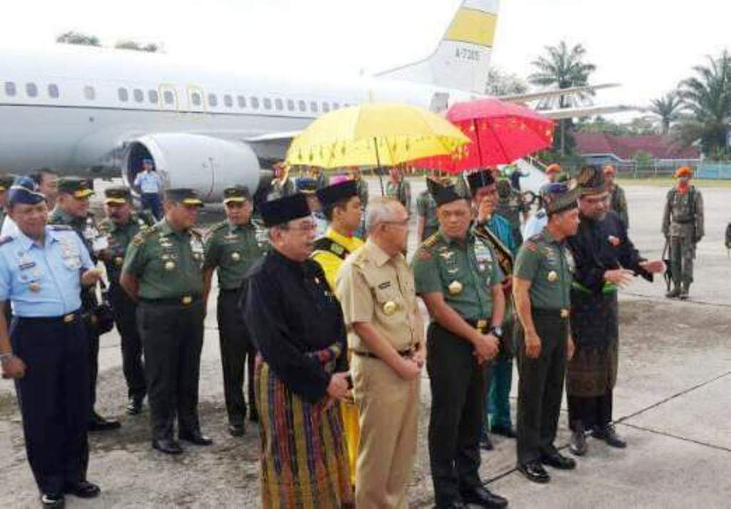 Tiba di Pekanbaru, Panglima TNI Terbang Menuju Siak