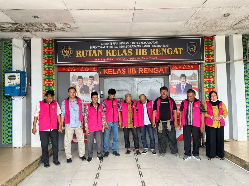 Kejari Inhu Tahan 9 Tersangka Dugaan Korupsi di BPR Indra Arta, Kerugian Capai Rp15 Miliar