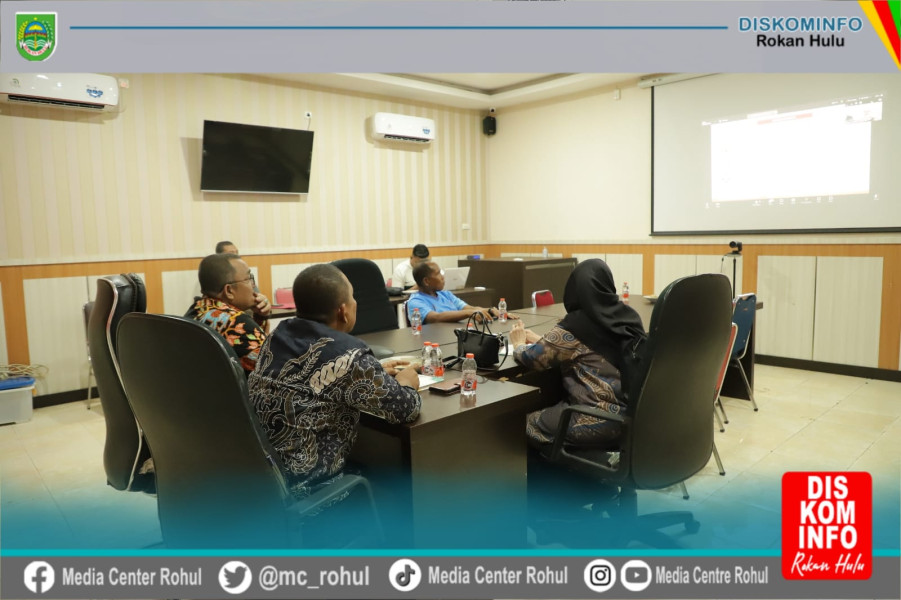 Ikuti Zoom Meeting Percepatan Integrasi & Pemanfaatan SIMPEGNAS, Ini Harapan Sekda Rohul