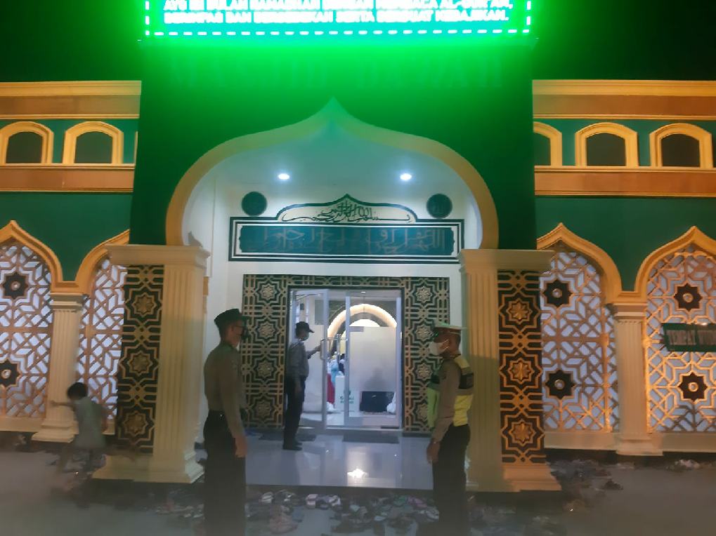 Berikan Rasa Aman Selama Shalat Tarawih, Polsek Rumbai Pesisir Lakukan Patroli Sambang