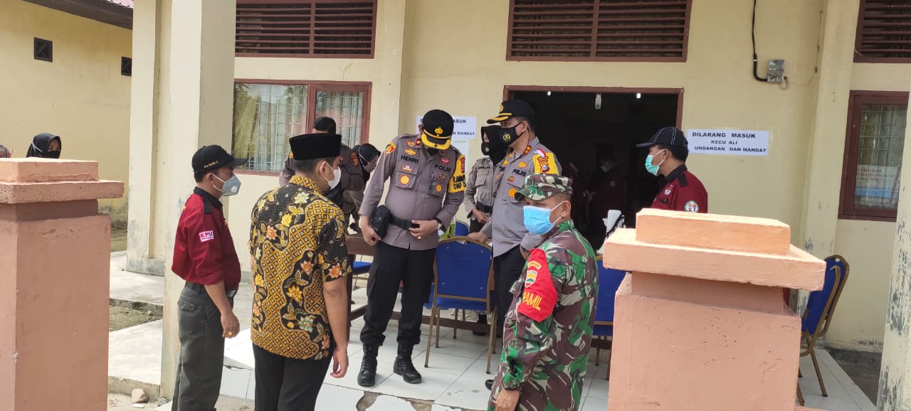 Kapolres Inhu Monitor Pengamanan Rapat Pleno Tingkat PPK se Inhu