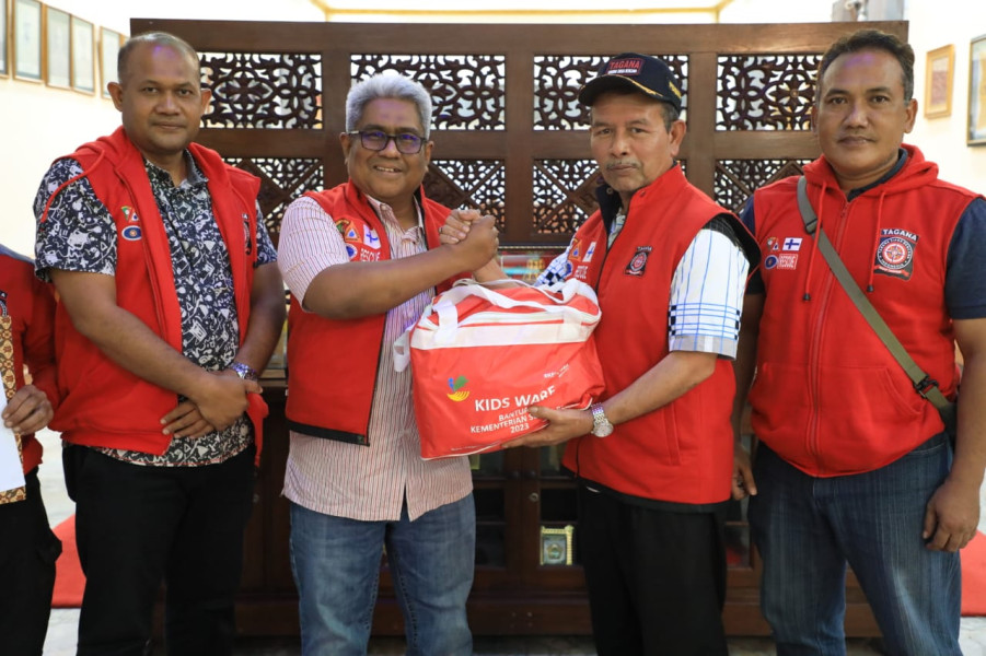 Penjabat Bupati Aceh Utara Terima Bantuan Sosial dari Penjabat Gubernur Aceh