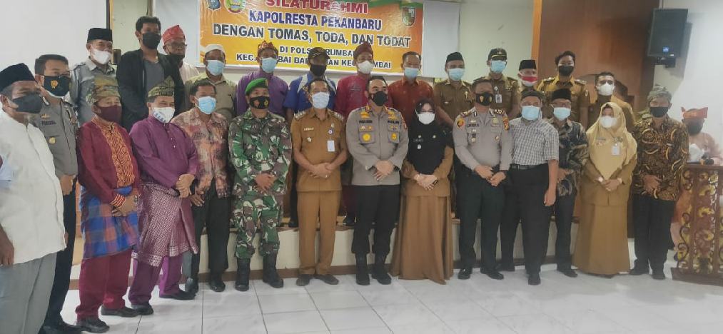 Kapolresta Pekanbaru Silaturahmi dengan Para Tokoh Masyarakat di Kec. Rumbai dan Rumbai Barat