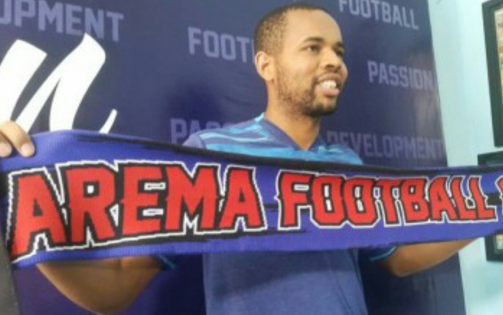 Arema FC Resmi Kontrak Penyerang Asal Brasil