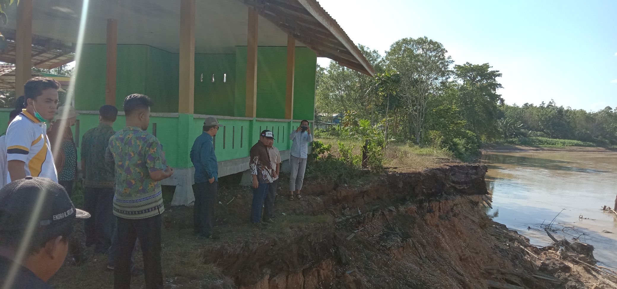 Anggota DPR RI Komisi V Dan Kepala BWS Sumatera III Tinjau Lokasi Sungai Yang Terkena Abrasi