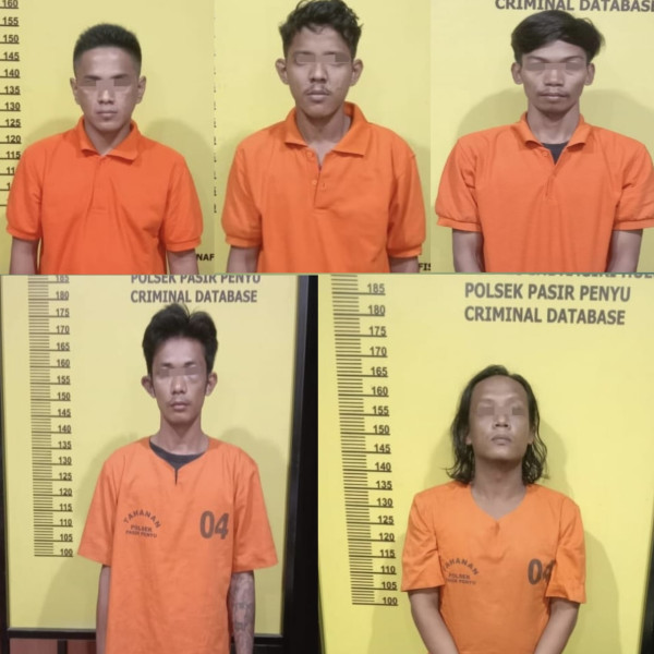 Polsek Pasir Penyu Ringkus 5 Pengedar Sabu-sabu di Komplek Perumahan Air Molek