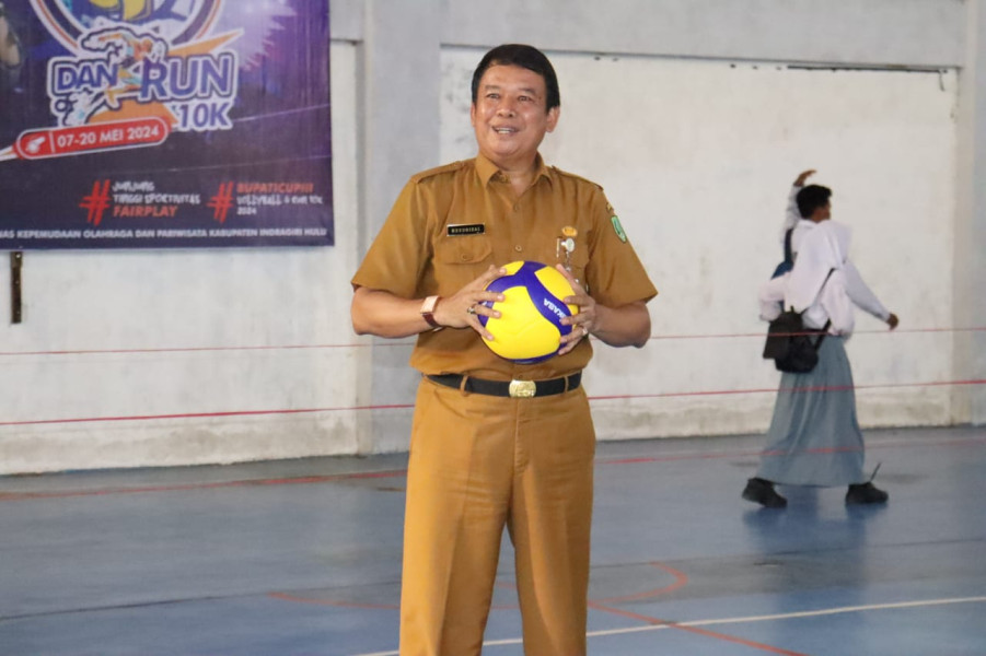Pembukaan Turnamen Bola Volly Bupati Cup Inhu Yang di Ikuti 14 Kecamatan