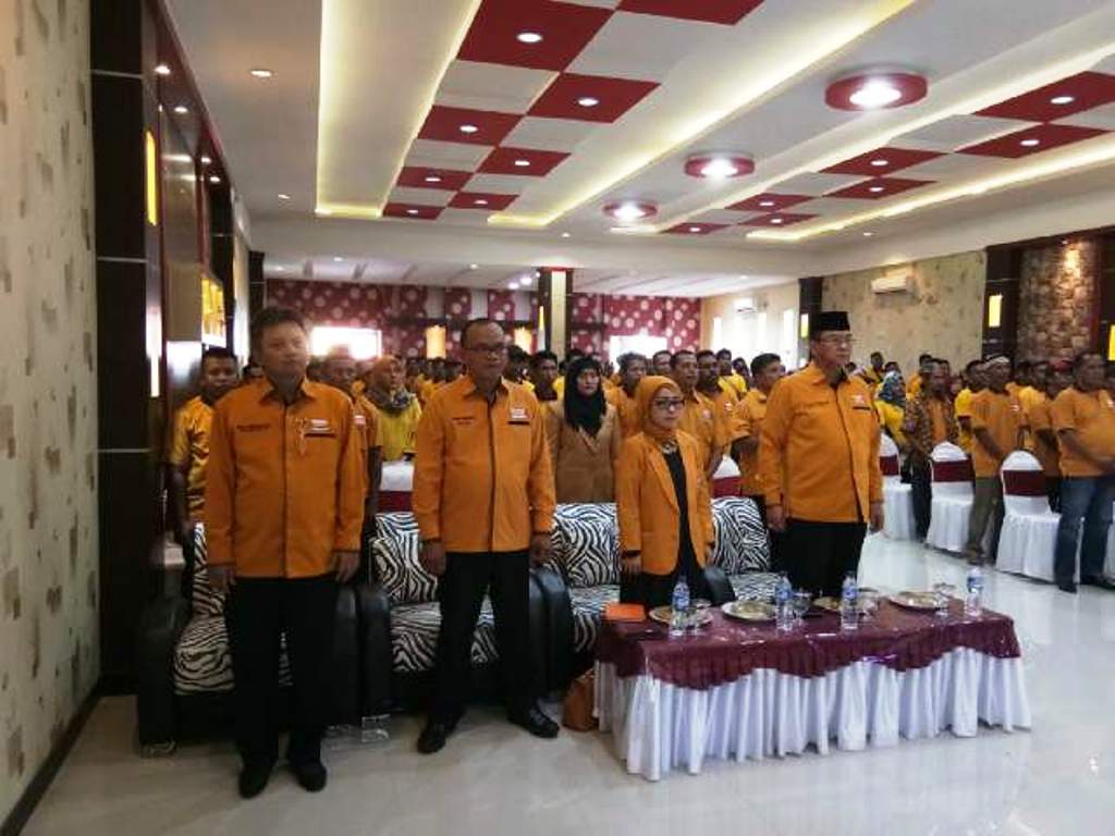 Nursyamsiah Lantik Pengurus PAC, Ranting dan Anak Ranting Partai Hanura se Inhu Periode 2015 - 2020