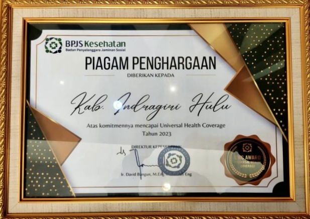 Bupati Inhu Rezita Meylani Yopi, SE Menerima Piagam Penghargaan Dari BPJS San Gubernur Prov Riau