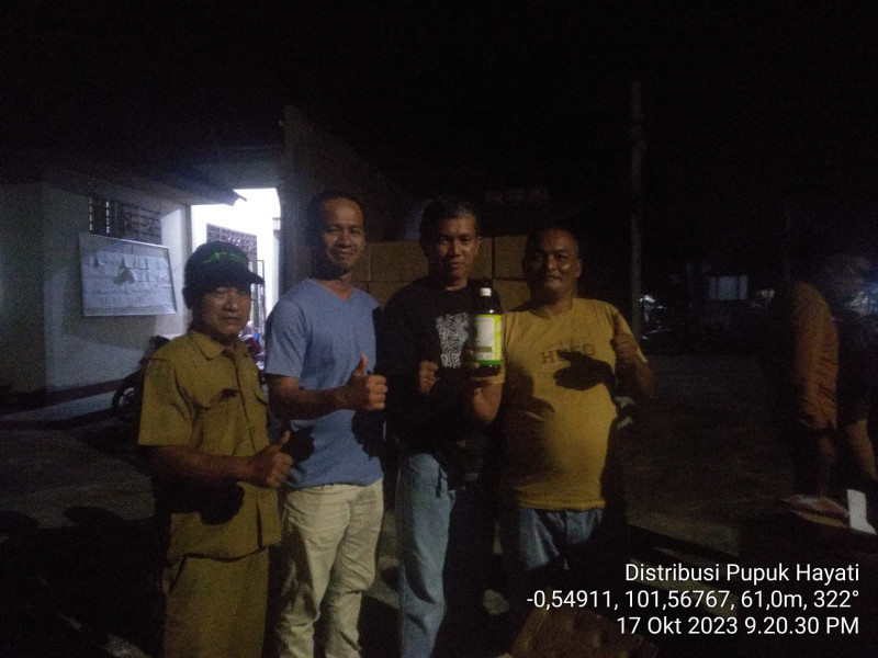 Terima Bantuan Pupuk Cair,  Warga Pulau Aro Sampaikan Apresiasi  Kepada Bupati