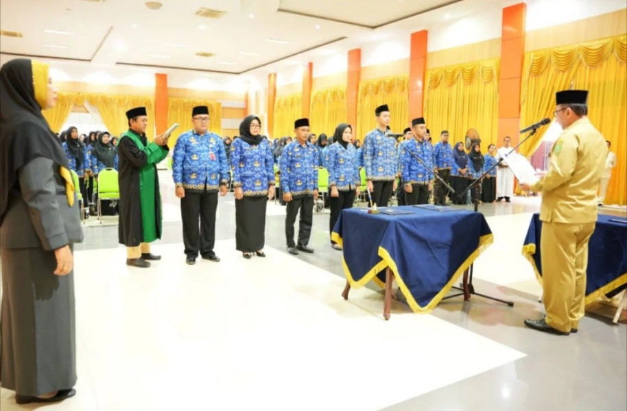 Lantik PNS dan Pejabat Fungsional Guru Dilingkungan Pemkab Inhu, Ini Pesan Wakil Bupati Junaidi Rachmat