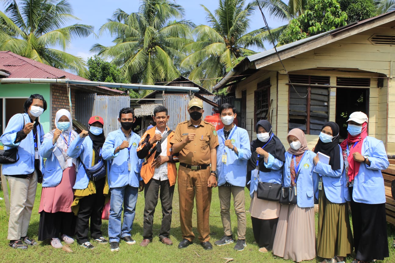 Tim Pengabdian Kukerta UNRI Mengunjungi UMKM Desa Banglas Barat