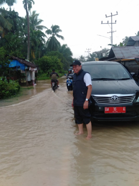 Staf Ahli Bupati Ikut Pantau Banjir Masyarakat Di Minta Waspada