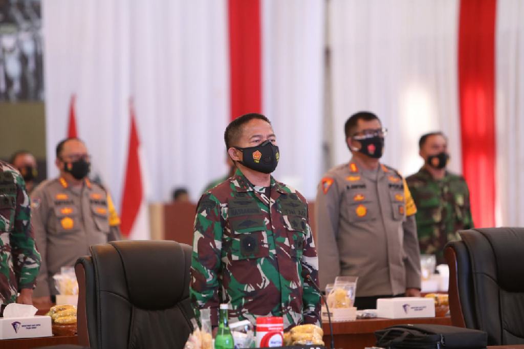 Kapolda Riau, Danrem 031/ WB, Danlanud RN, Ikuti Rapim TNI/Polri Tahun 2021 Secara Virtual