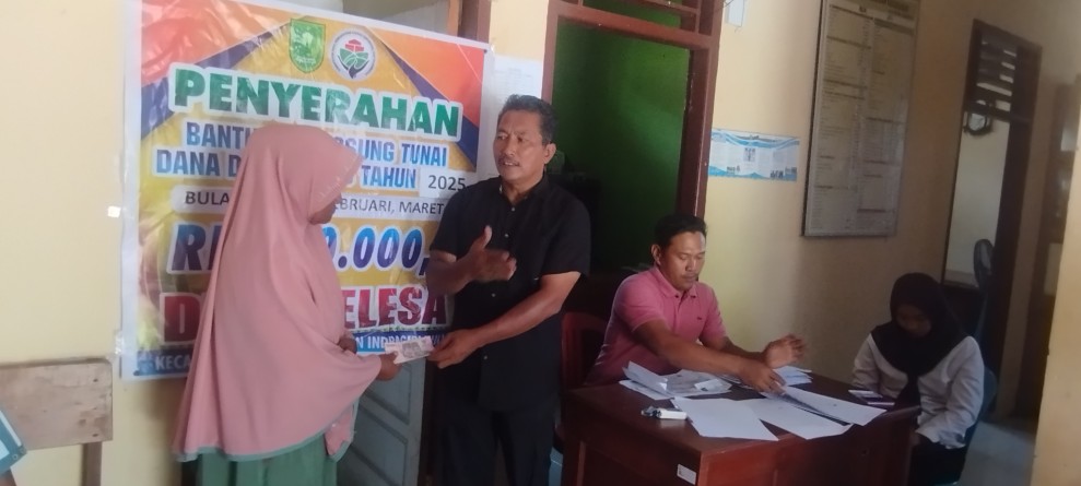 Pemerintah Desa Kelesa Salurkan BLT Dana Desa untuk 52 KPM